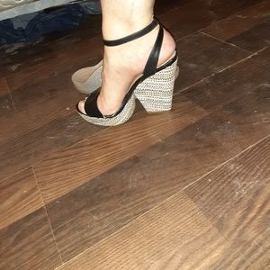 Ladies platform shoes